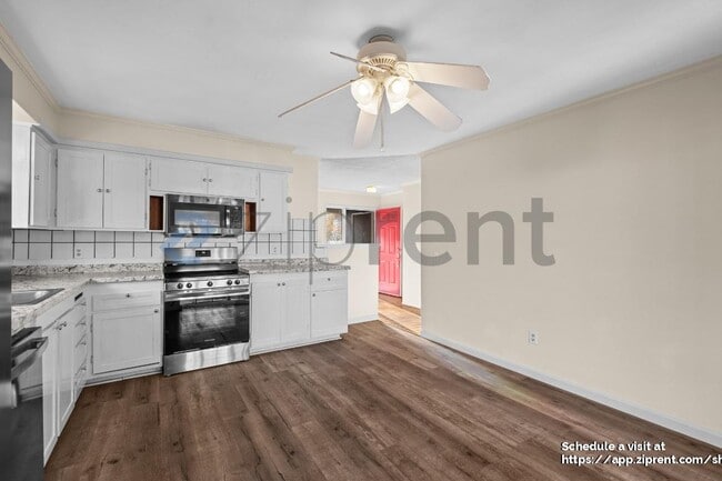 Building Photo - 1323 Harwood St