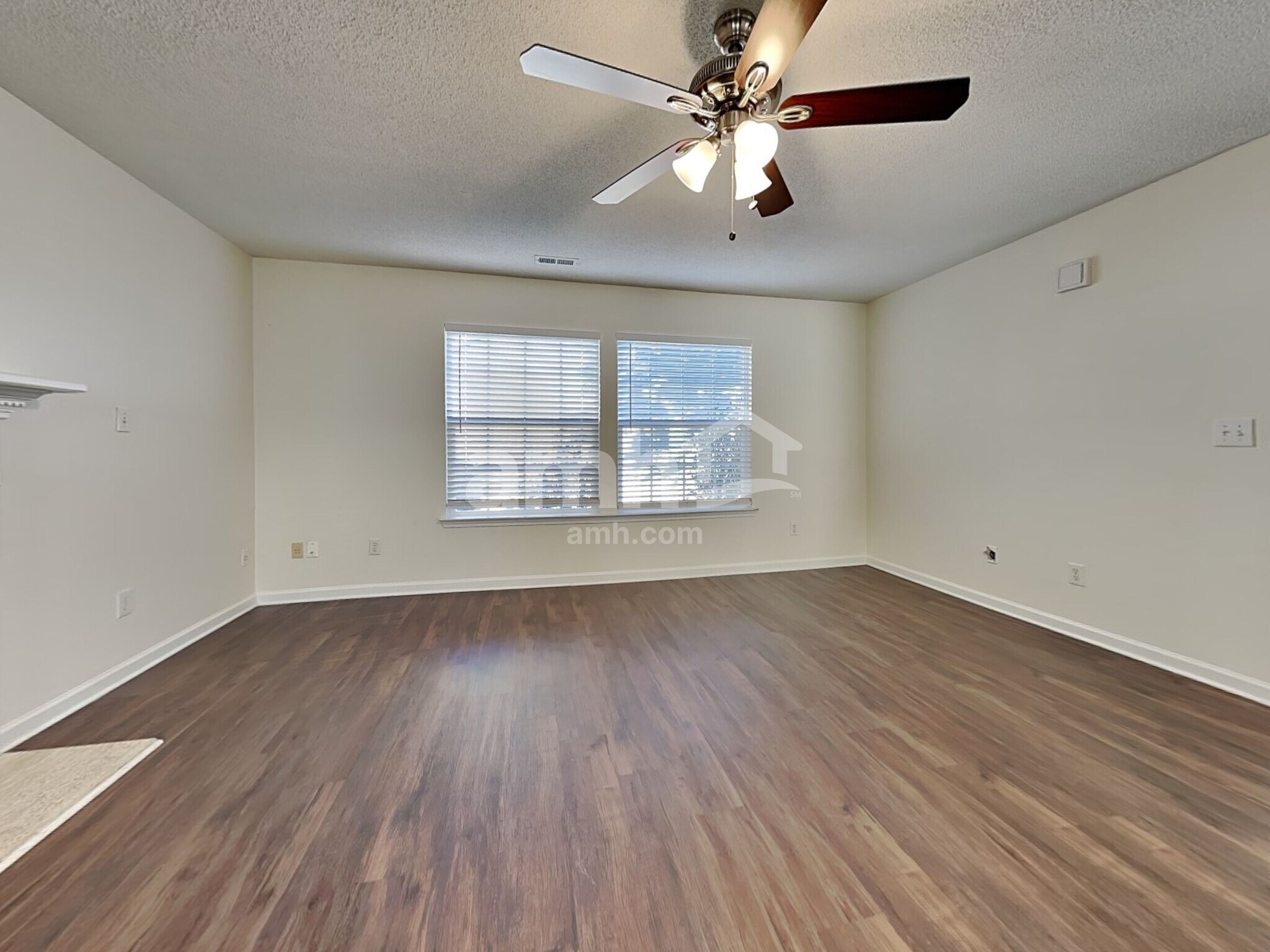 Building Photo - 4533 Hyperion Ct