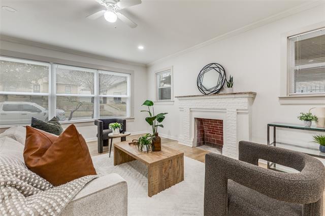 Building Photo - 922 Cristler Ave