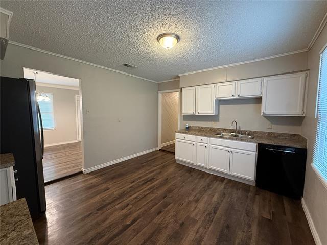 Building Photo - 2518 Winthrop Dr