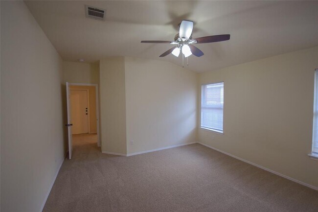 Building Photo - 3575 Rock Shelf Ln