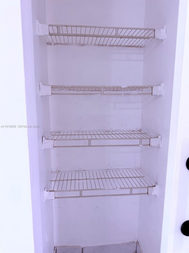 Building Photo - 15470 SW 82nd Ln