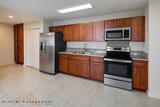 Building Photo - 1626 Hanai Loop