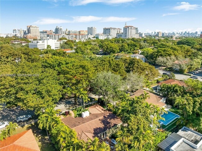 Building Photo - 414 Camilo Ave