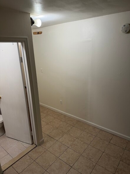 Main room - 26210 149th Rd