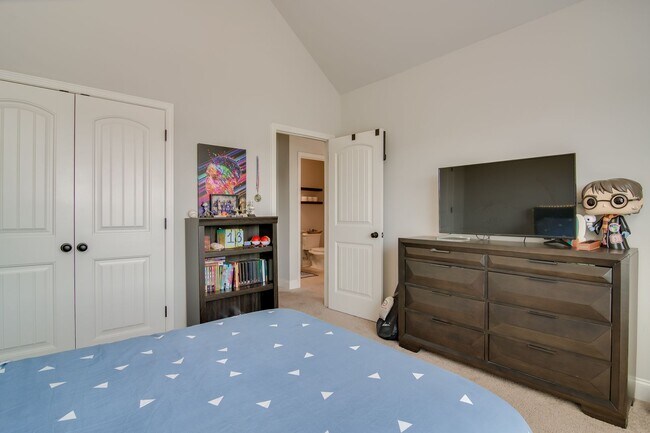 Building Photo - 147 Nesbit Dr