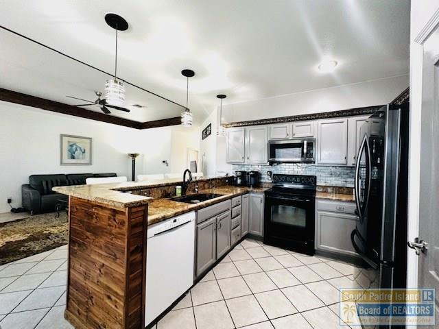 Building Photo - 1 Torrey Pines Dr