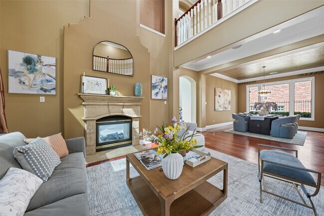 Building Photo - 5934 Stratford Gardens Dr