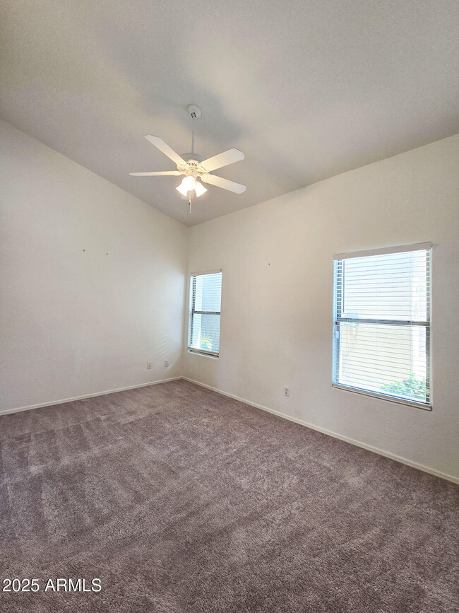 Building Photo - 6510 S Hazelton Ln