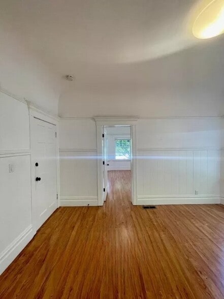 Living Room Looking into Bedroom A - 535 30th St