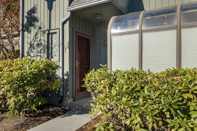 Building Photo - 123 Old Belden Hill Rd