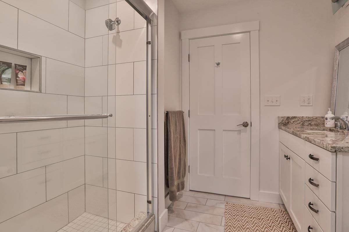 Building Photo - 26 N Main, 3