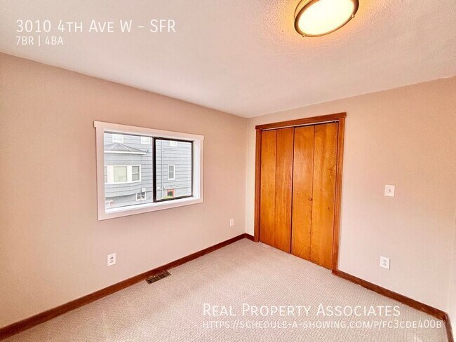 Building Photo - 3010 4th Ave W