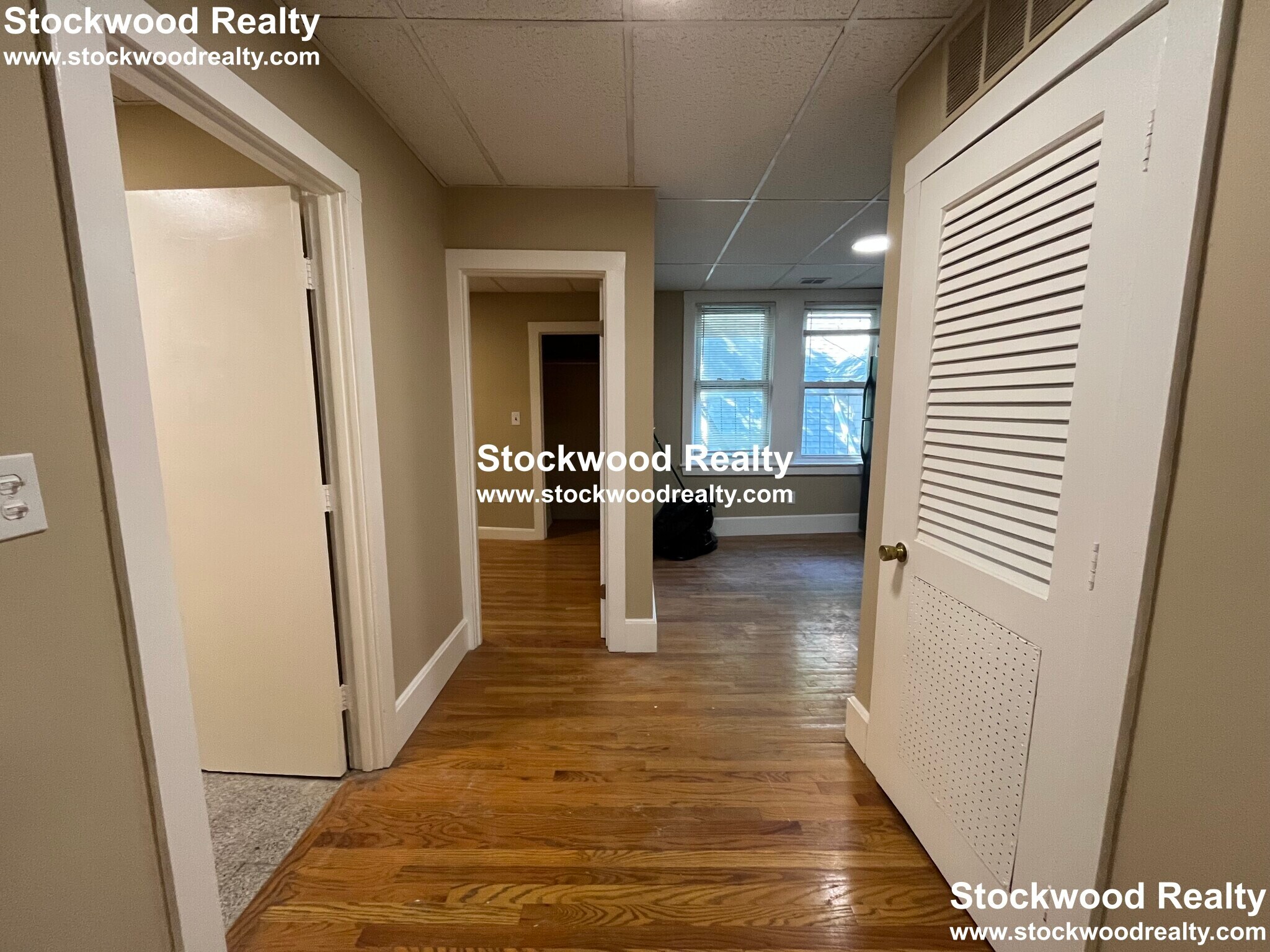 Building Photo - 933 Dorchester Ave