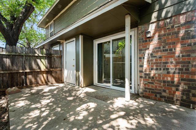 Building Photo - 311 Kings Way Dr