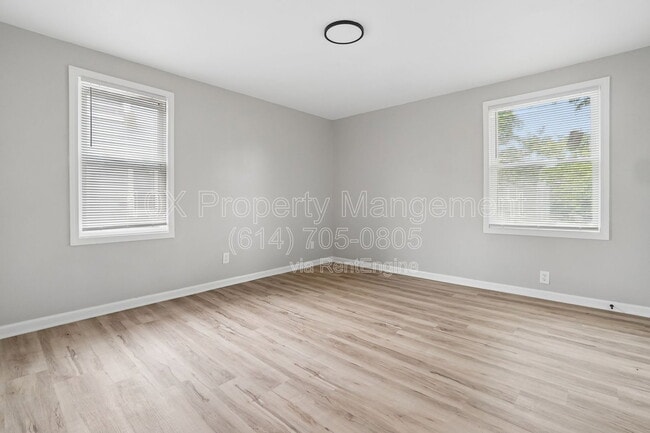 Building Photo - 782 Whitethorne Ave
