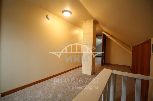 Building Photo - 1514 S 87th St