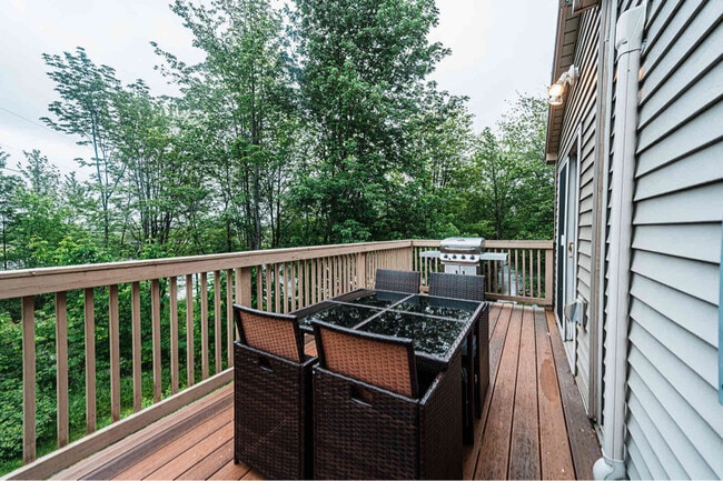 Building Photo - 38 Heron Cove Ln