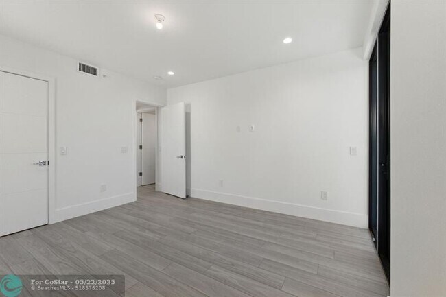 Building Photo - 204 Osceola Park Ln