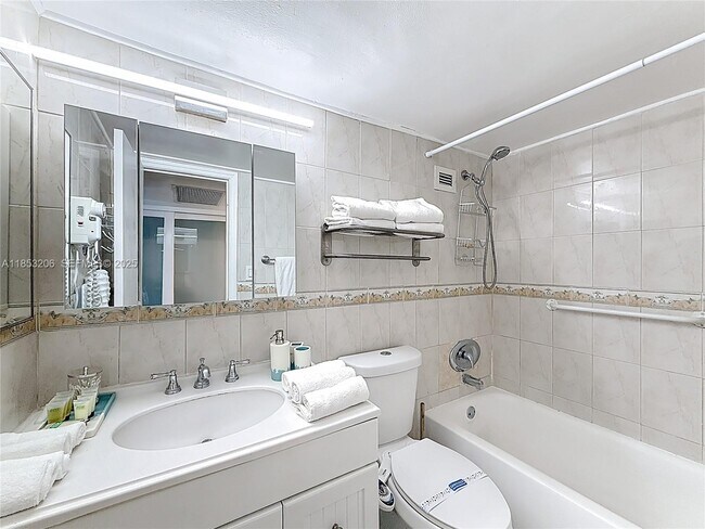 Building Photo - 19201 Collins Ave