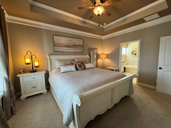 Building Photo - Beautiful 4 Bedroom Single Family Home