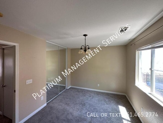 Building Photo - 37230 Queen Anne Pl