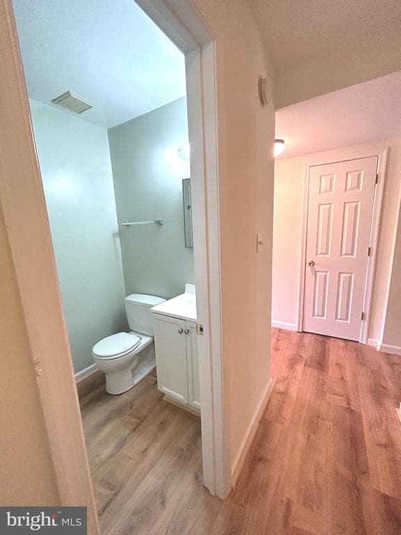 Building Photo - 136 Fairfield Dr