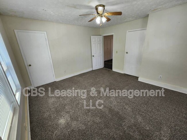 Building Photo - 803 27th Ave