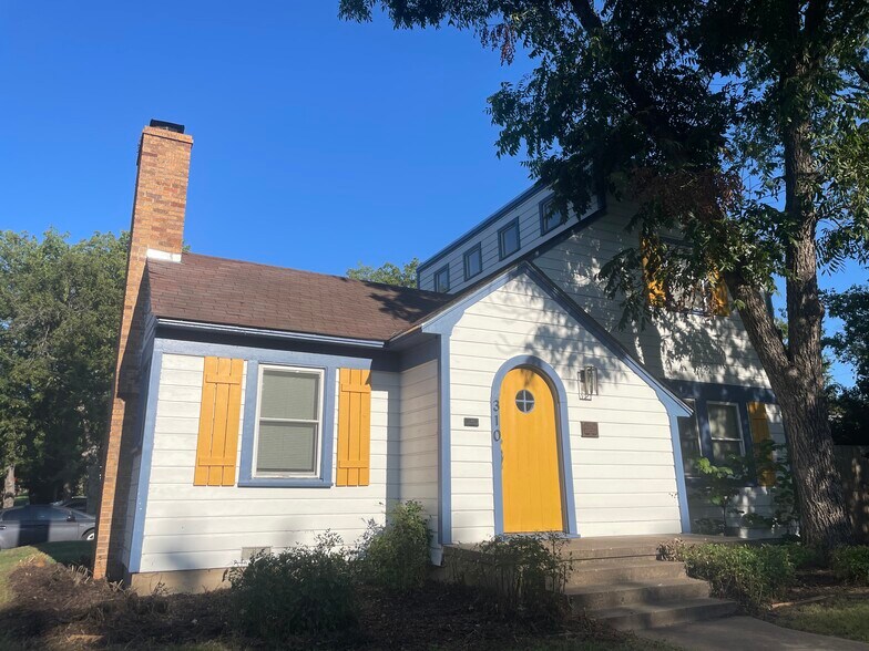 Primary Photo - 310 Amarillo St
