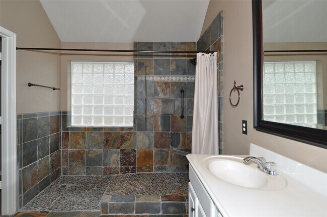 Building Photo - 13607 Goldwater Ct