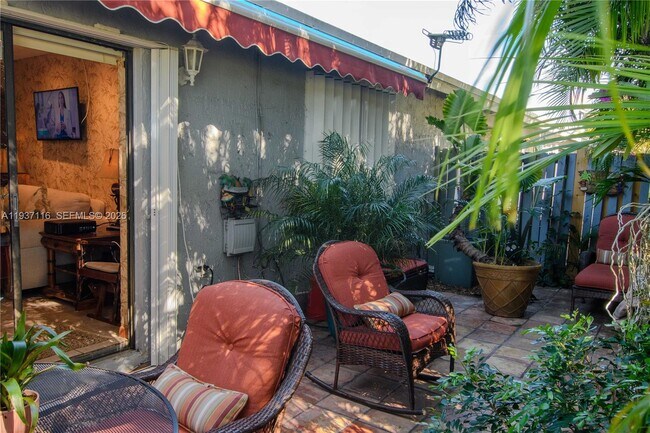 Building Photo - 8044 NW 41 Ct