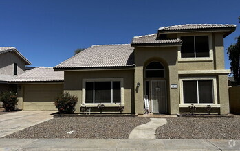 Building Photo - 1420 E Countrywalk Ln
