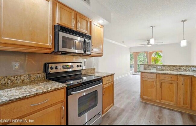 Kitchen - 5375 Ortega Farms Blvd