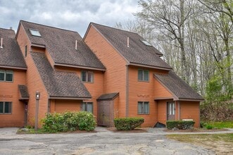 Building Photo - F37 Nordic Village Ln