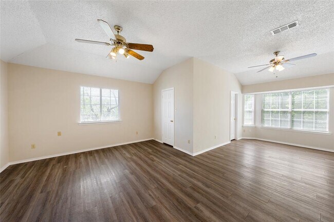 Building Photo - 1717 Parkfield Cove