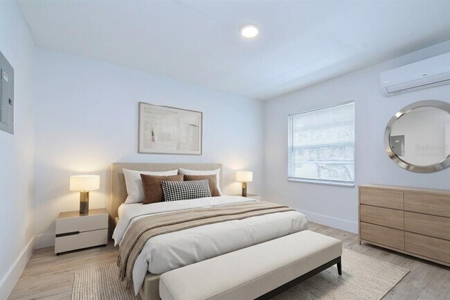 Building Photo - 3017 49th St S