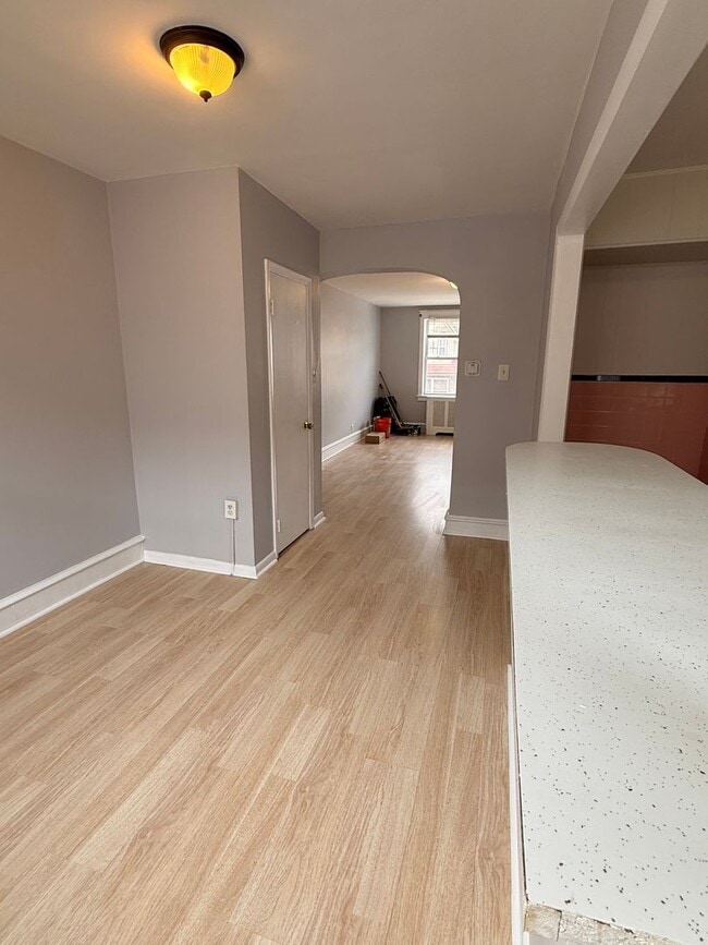 Building Photo - Charming 3 Bedroom Home for Rent