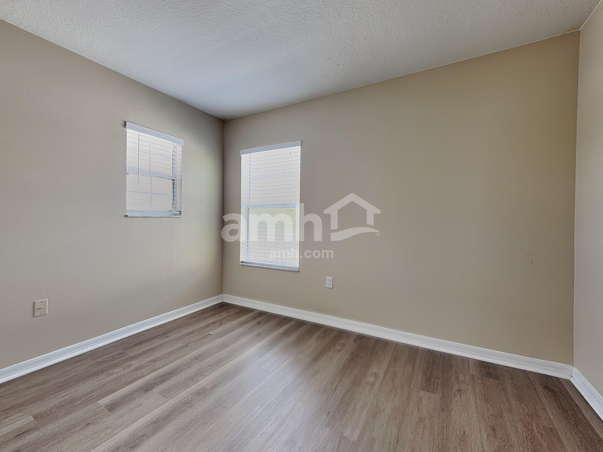 Building Photo - 9124 Gablewood Pl