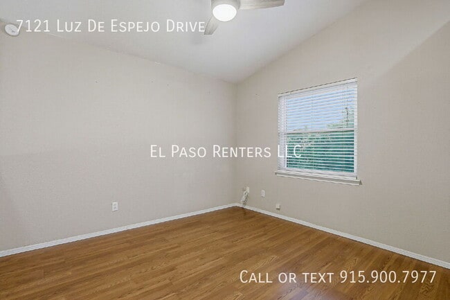 Building Photo - 7121 Luz De Espejo Dr