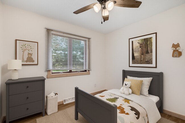 Building Photo - Cardinal Ave