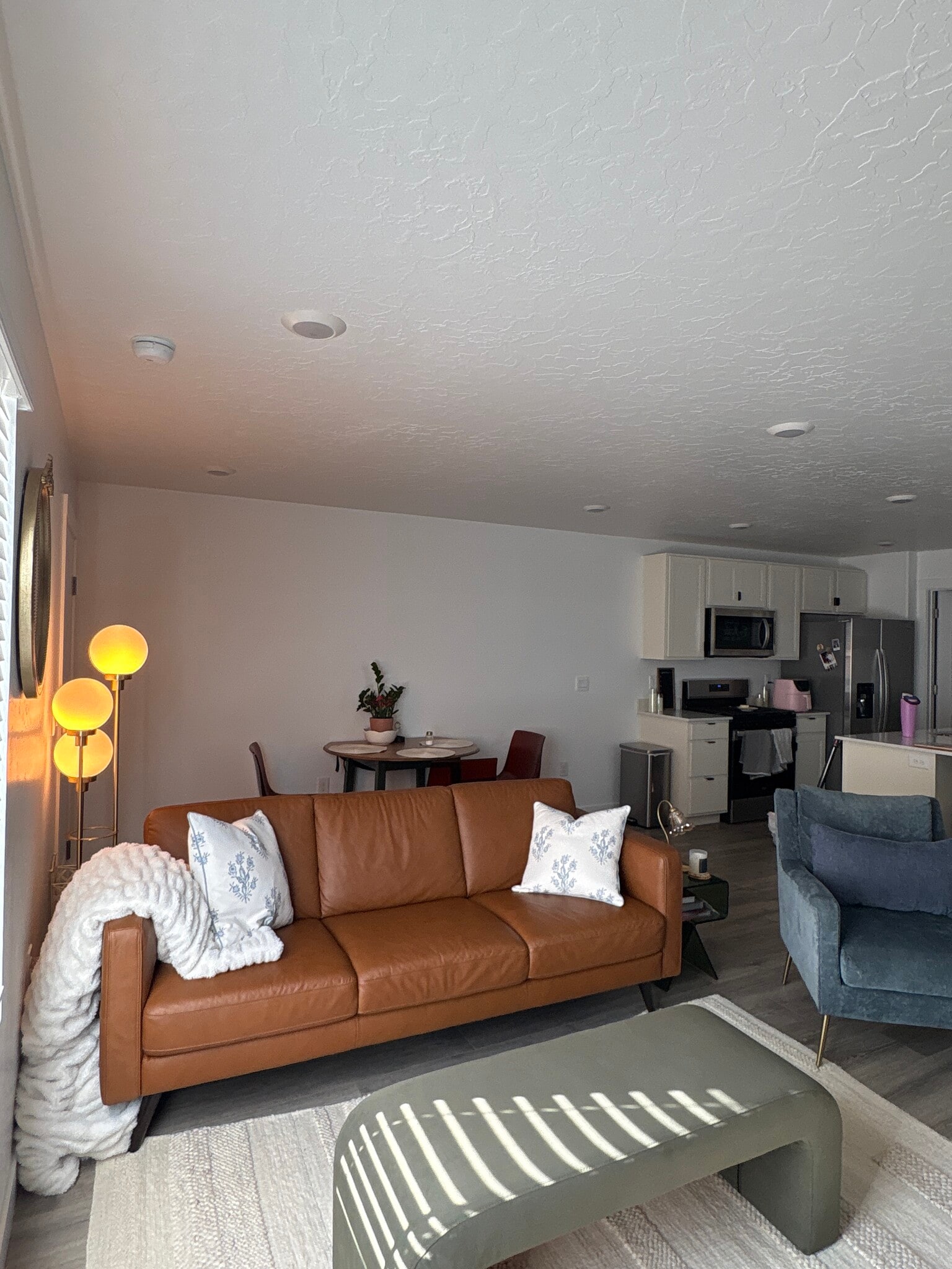 Building Photo - 1744 E Albion Dr