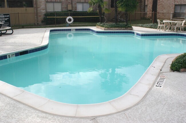 Building Photo - 16303 Lyons School Rd