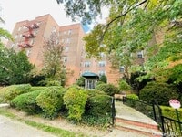 Building Photo - 84-35-35 Lander St