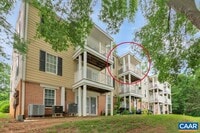 Building Photo - 1242 Villa Ln