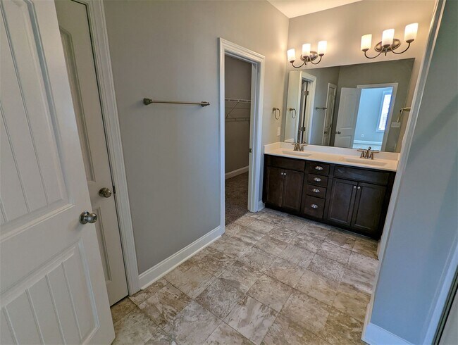 Building Photo - 46 Yellow Pne Ln