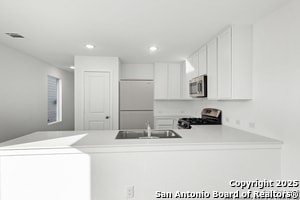 Building Photo - 3415 Rock Ml Dm