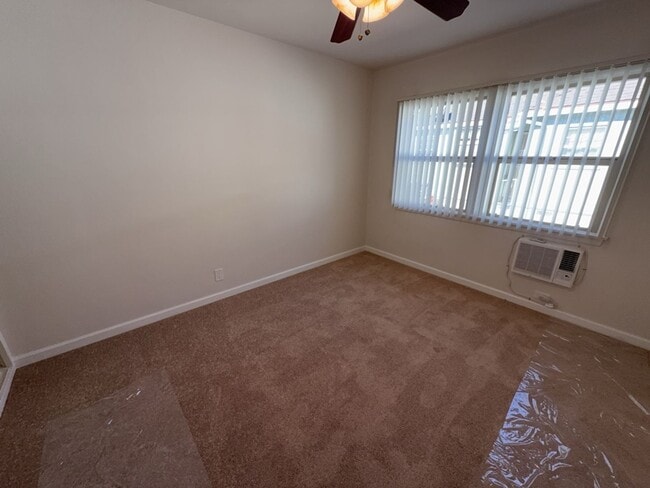 Building Photo - 178