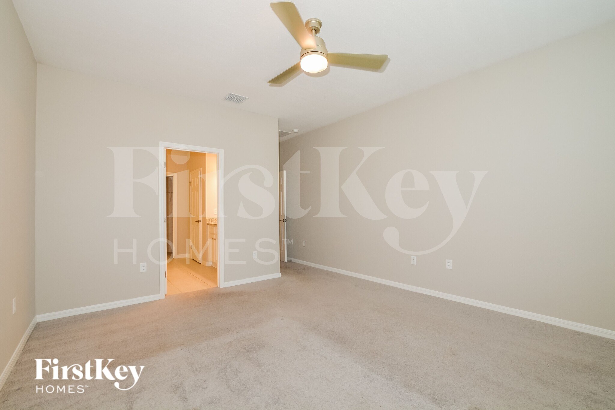 Building Photo - 1250 Ponca Rd