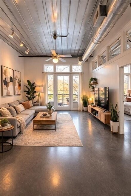 Building Photo - 572 Edgewood Ave SE