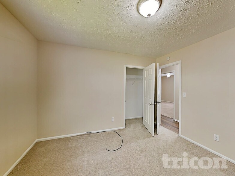Building Photo - 3638 Mansfield Ln